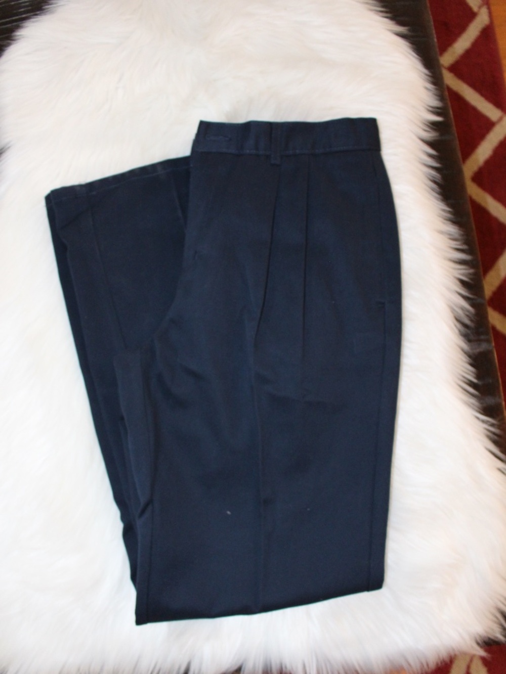 IZOD, wrinkle Free pleated navy blue pants